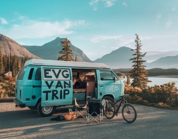 Organiser un EVG ou EVJF en van : road trip et aventures inoubliables