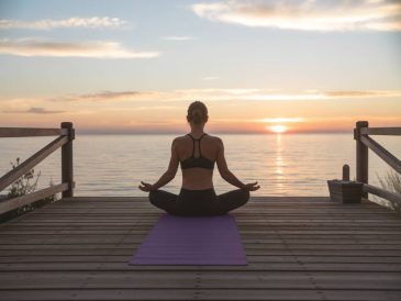 Organiser un EVJF bien-être : yoga, spa et détente avant le grand jour